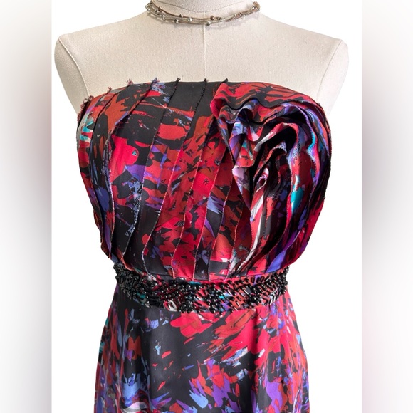 Women’s BCBGeneration Strapless Cocktail Red Black Beaded Waist Size 2 - Picture 7 of 16